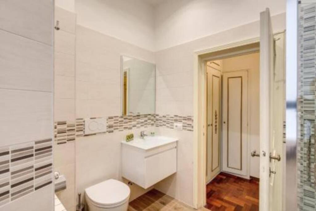 E. Spagna Luxury Apartment - Piazza Di Spagna โรม ภายนอก รูปภาพ