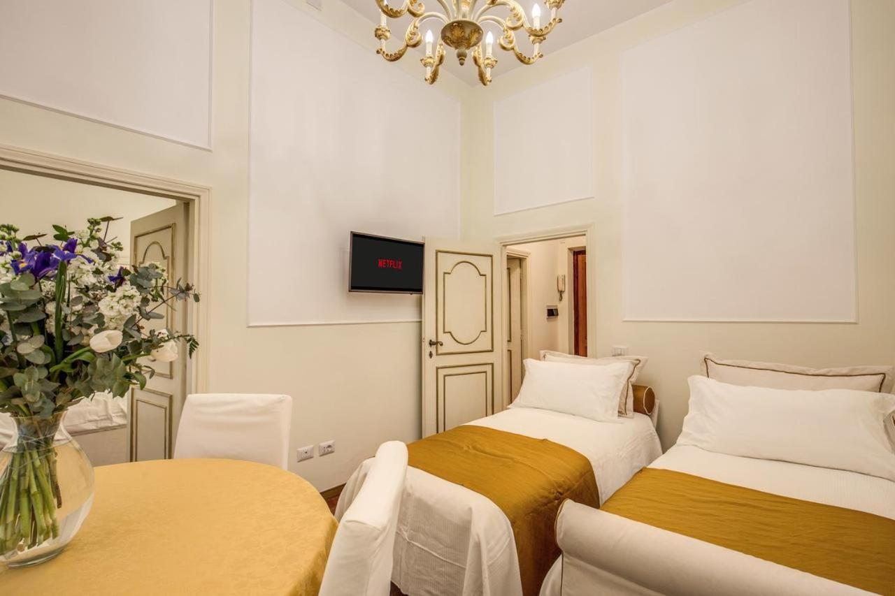 E. Spagna Luxury Apartment - Piazza Di Spagna โรม ภายนอก รูปภาพ